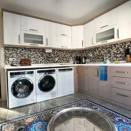 Paulina's Place Кушадасы